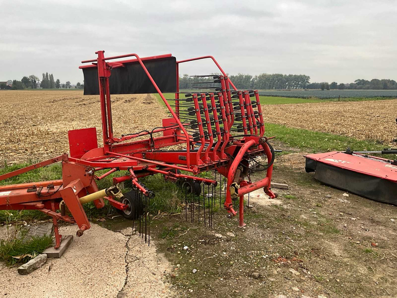 Kuhn GA4501GM - Γεωργικά μηχανήματα: φωτογραφία 1 Kuhn GA4501GM - Γεωργικά μηχανήματα: φωτογραφία 1