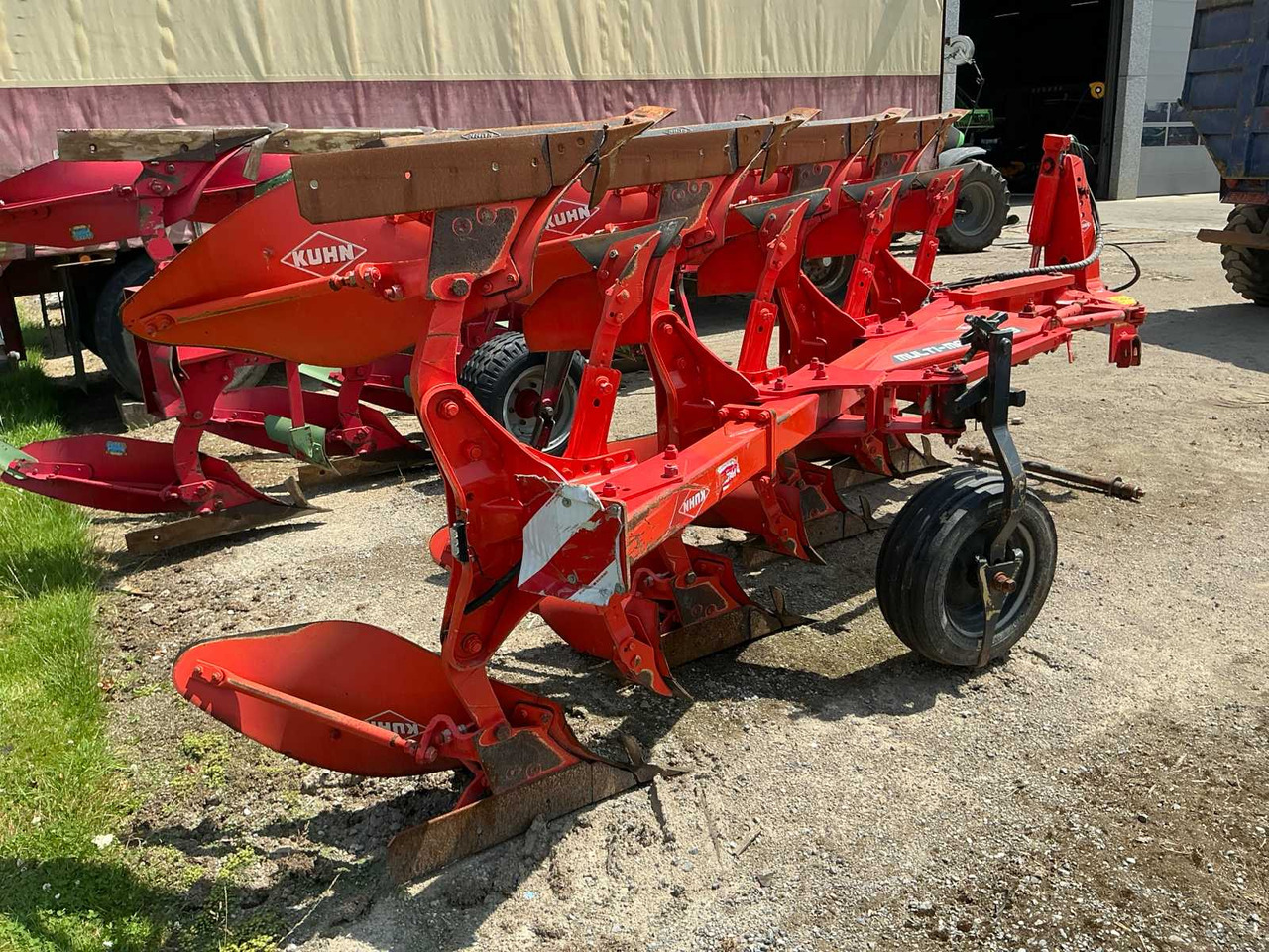 Kuhn Multimaster 123 - Άροτρο: φωτογραφία 4 Kuhn Multimaster 123 - Άροτρο: φωτογραφία 4
