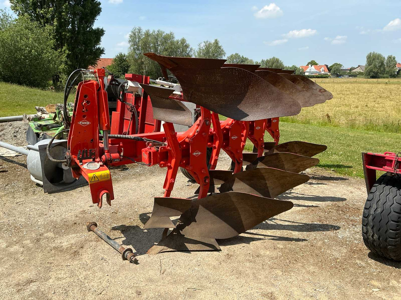 Kuhn Multimaster 123 - Άροτρο: φωτογραφία 2 Kuhn Multimaster 123 - Άροτρο: φωτογραφία 2