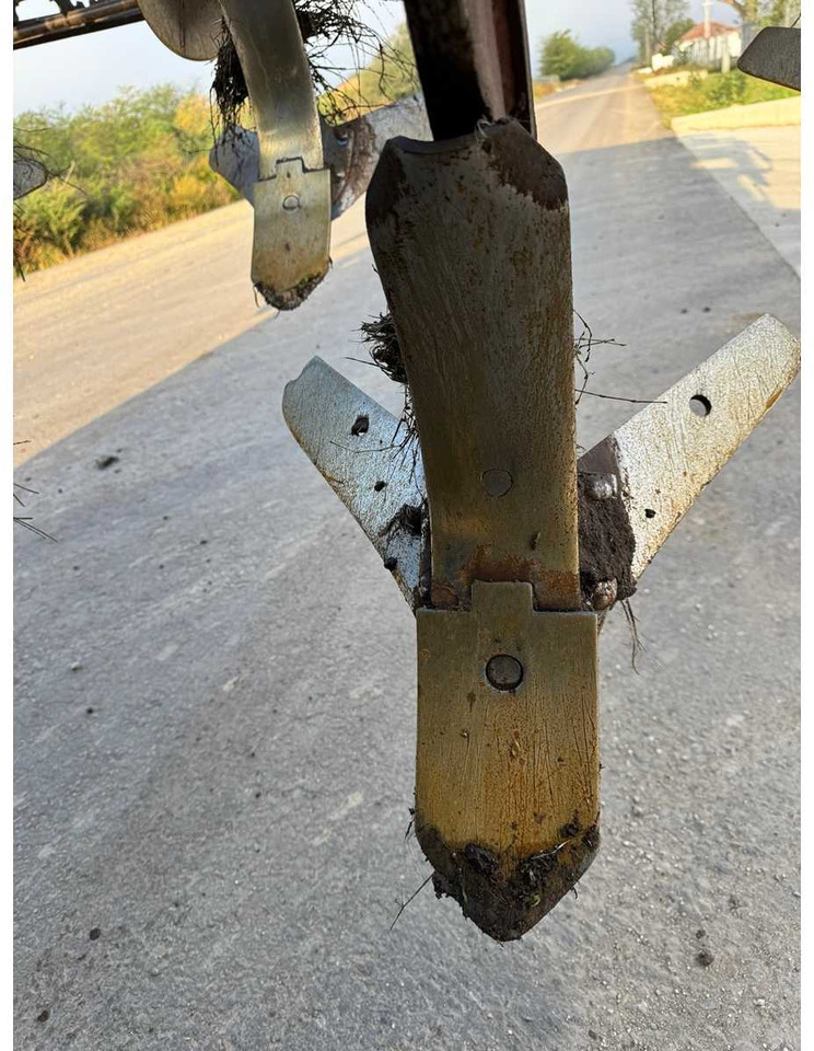 LEMKEN SMARAGD 90/300 - Καλλιεργητής: φωτογραφία 4 LEMKEN SMARAGD 90/300 - Καλλιεργητής: φωτογραφία 4