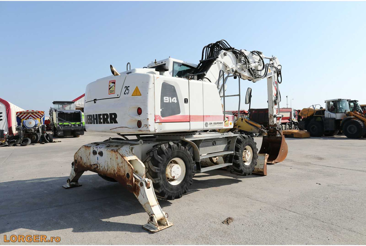 LIEBHERR A 914 WHEEL EXCAVATOR - Τροχοφόρος εκσκαφέας: φωτογραφία 2 LIEBHERR A 914 WHEEL EXCAVATOR - Τροχοφόρος εκσκαφέας: φωτογραφία 2