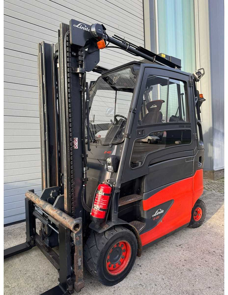 LINDE - 2020 - E-45-HL-01-600 - FORK POSITIONER, SIDE-SHIFT - FORKLIFT - Περονοφόρο όχημα: φωτογραφία 1 LINDE - 2020 - E-45-HL-01-600 - FORK POSITIONER, SIDE-SHIFT - FORKLIFT - Περονοφόρο όχημα: φωτογραφία 1