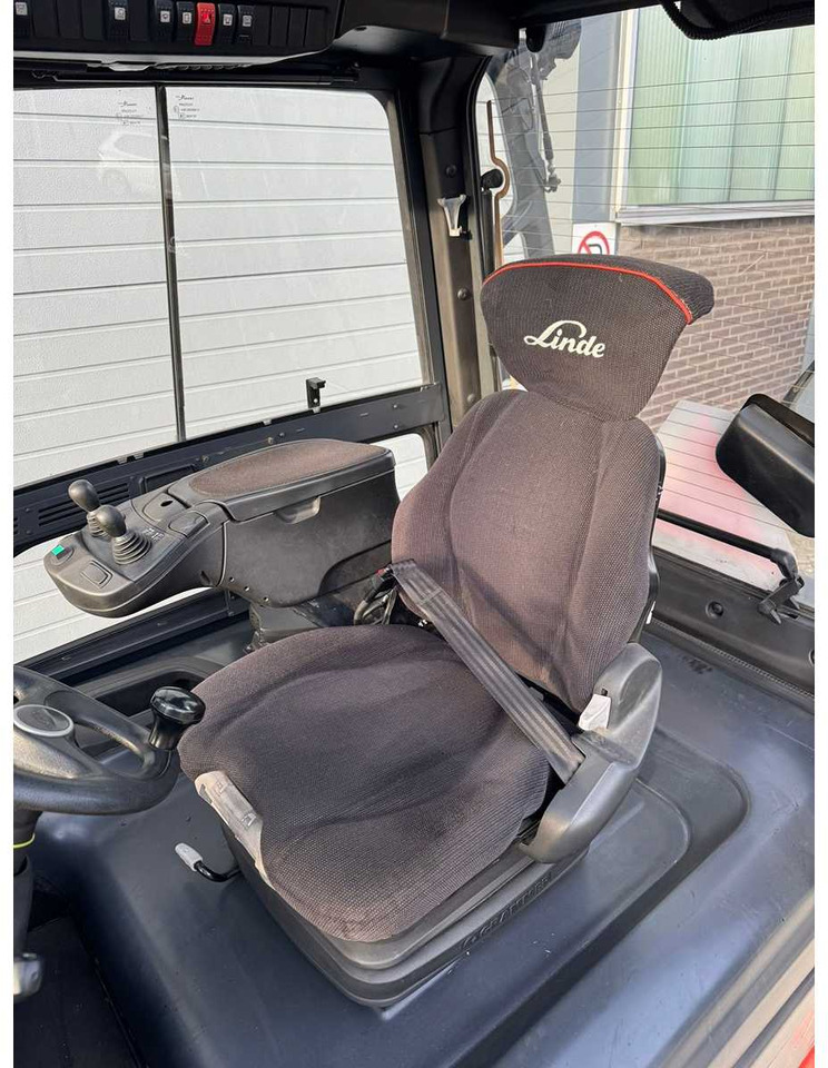 LINDE - 2020 - E-45-HL-01-600 - FORK POSITIONER, SIDE-SHIFT - FORKLIFT - Περονοφόρο όχημα: φωτογραφία 5 LINDE - 2020 - E-45-HL-01-600 - FORK POSITIONER, SIDE-SHIFT - FORKLIFT - Περονοφόρο όχημα: φωτογραφία 5