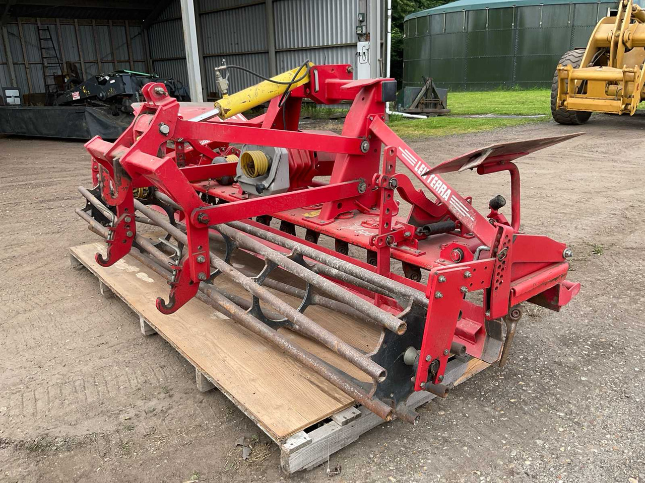 Lely Terra 300-25 Plus - Σβολοκόπτης: φωτογραφία 5 Lely Terra 300-25 Plus - Σβολοκόπτης: φωτογραφία 5