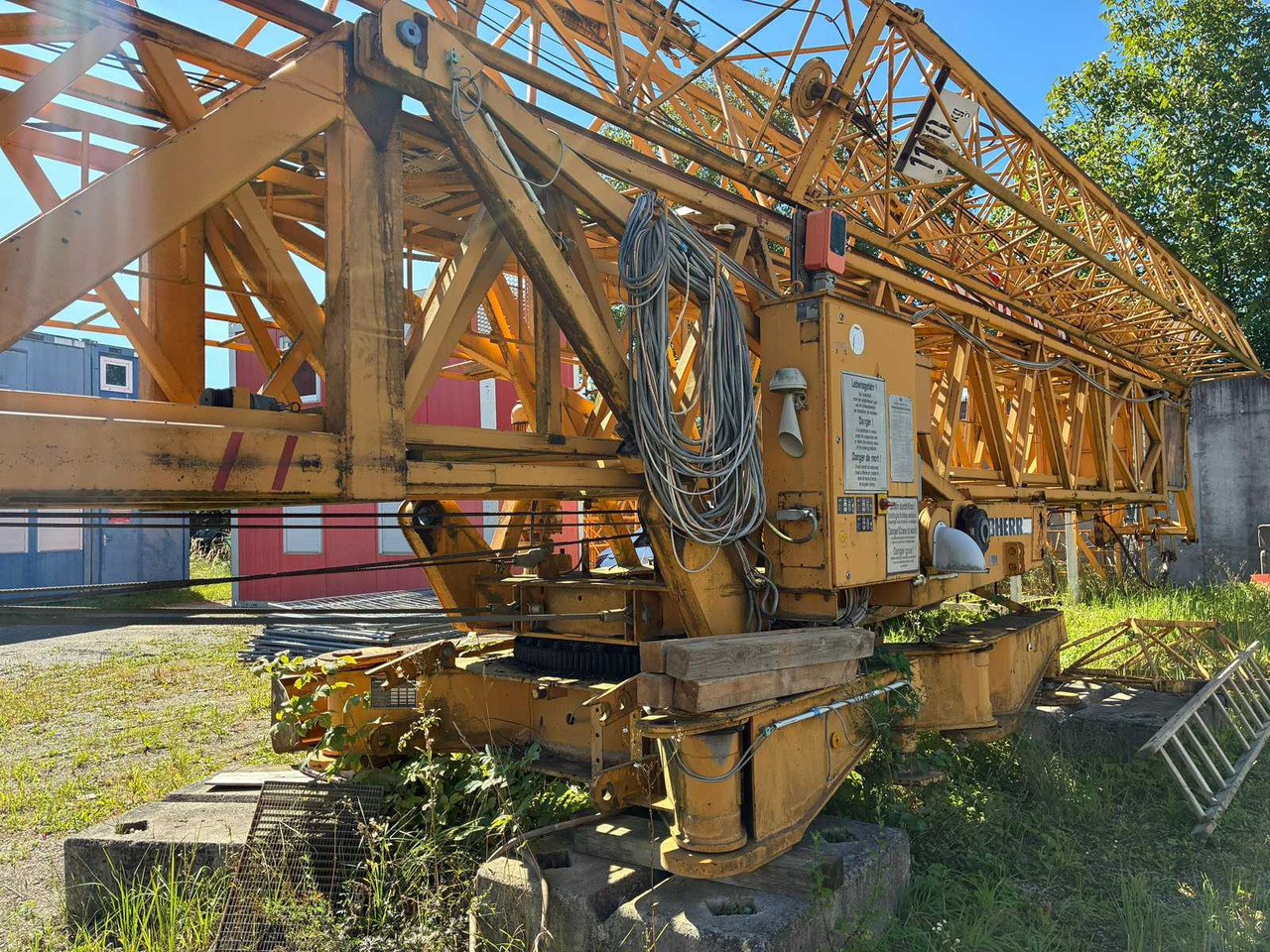 Liebherr 63 K - Πυργογερανός: φωτογραφία 3 Liebherr 63 K - Πυργογερανός: φωτογραφία 3