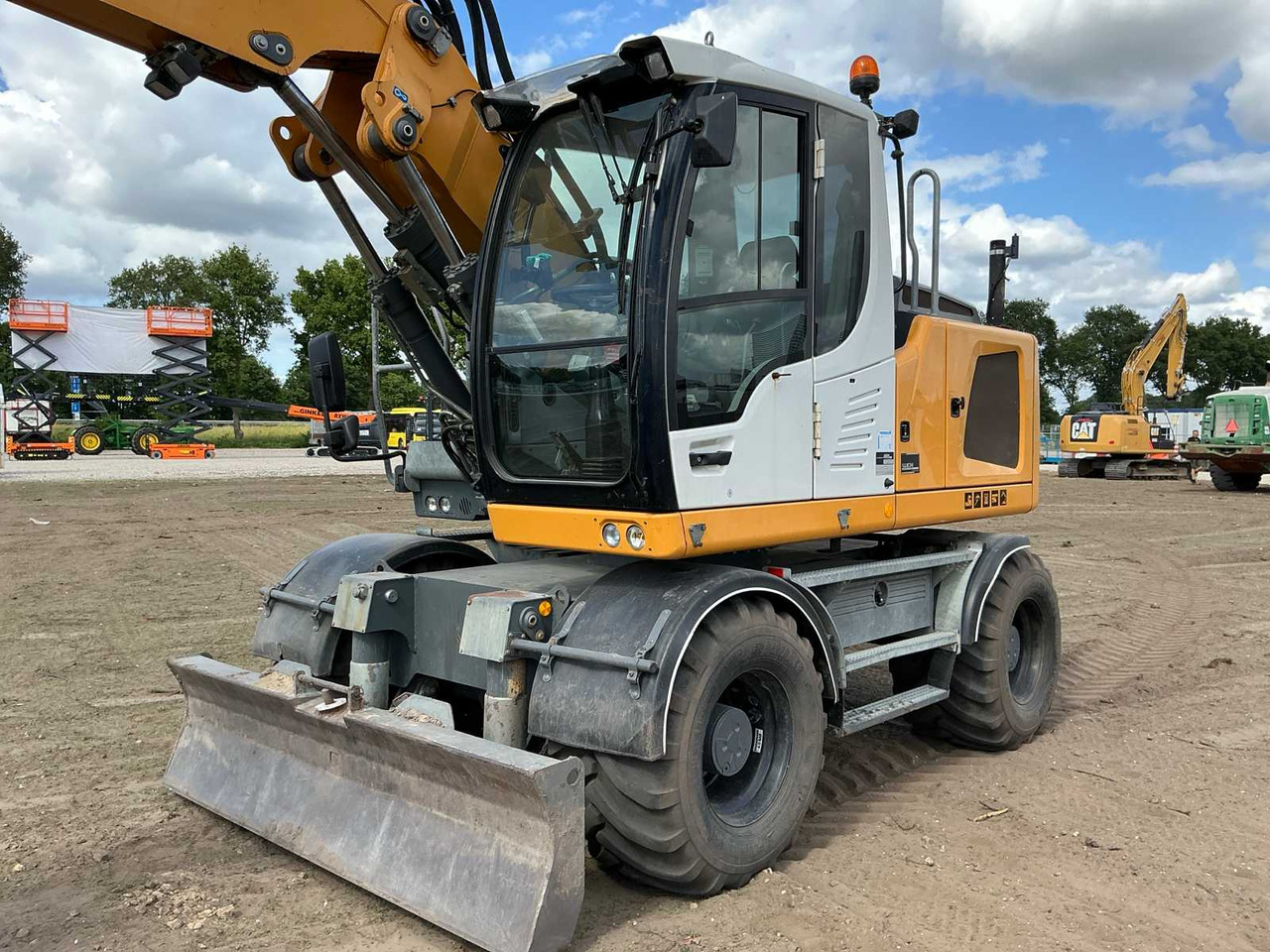Liebherr A914 Litronic - Τηλεσκοπικός γερανός: φωτογραφία 2 Liebherr A914 Litronic - Τηλεσκοπικός γερανός: φωτογραφία 2