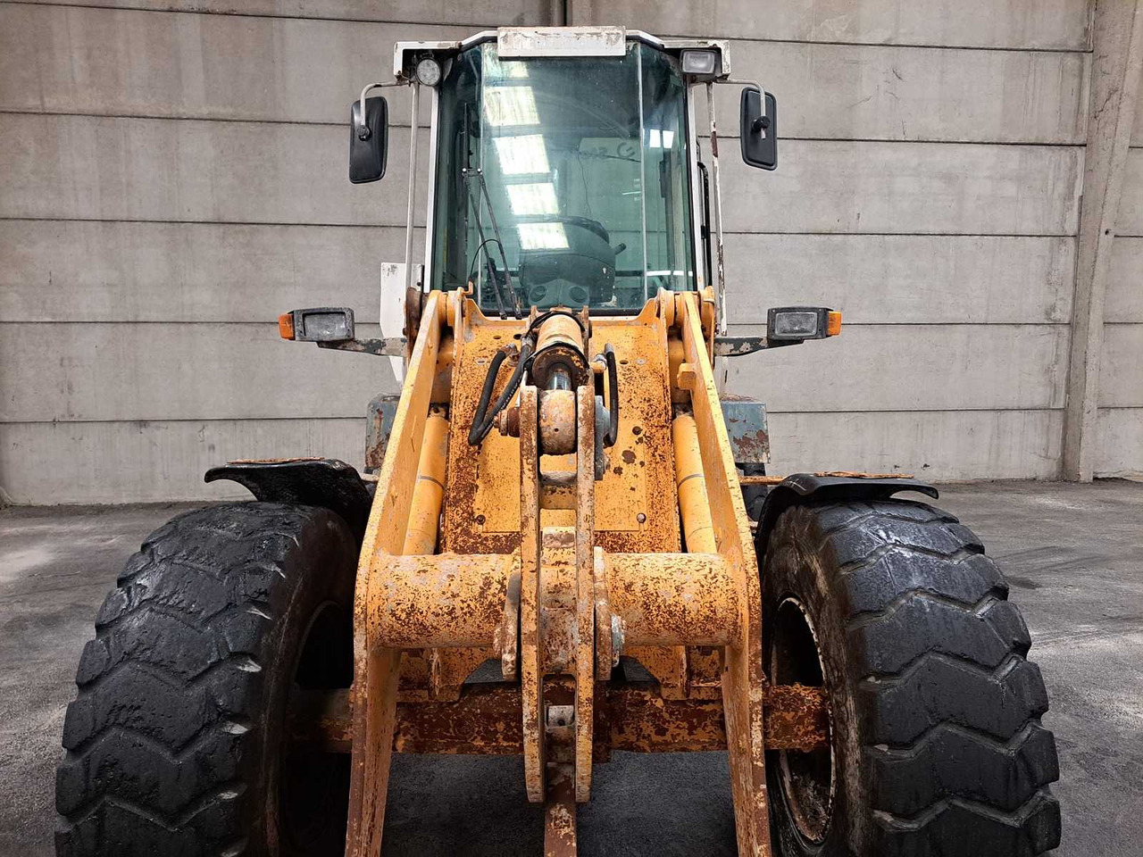 Liebherr L514 - Ελαστιχοφόρος φορτωτής: φωτογραφία 3 Liebherr L514 - Ελαστιχοφόρος φορτωτής: φωτογραφία 3