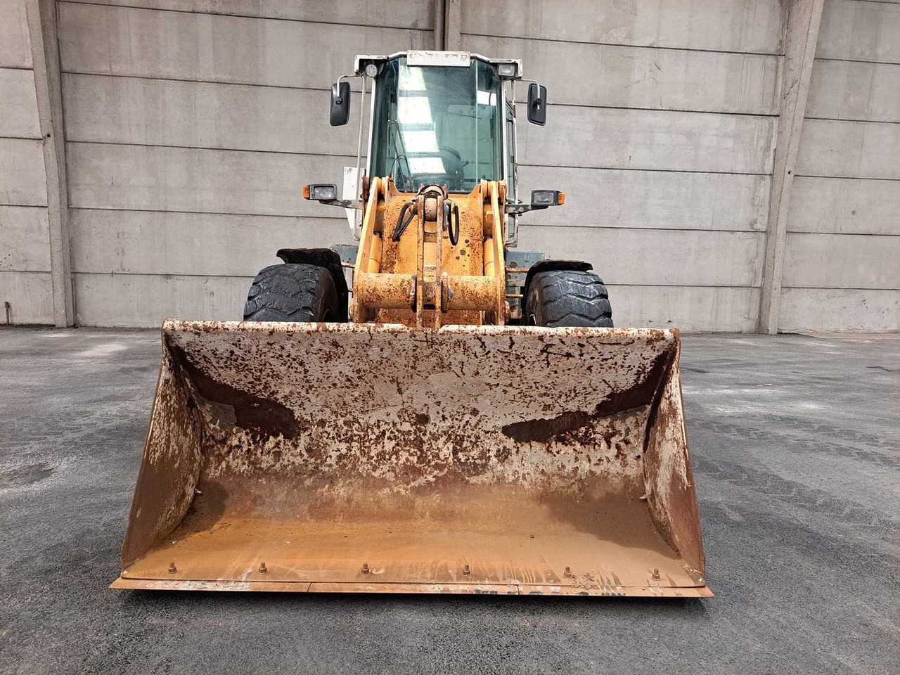 Liebherr L514 - Ελαστιχοφόρος φορτωτής: φωτογραφία 2 Liebherr L514 - Ελαστιχοφόρος φορτωτής: φωτογραφία 2