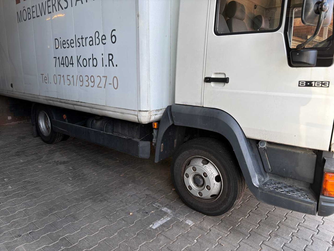 Φορτηγό MAN 8-163 / L 2000 TRUCK WITH BOX: φωτογραφία 41