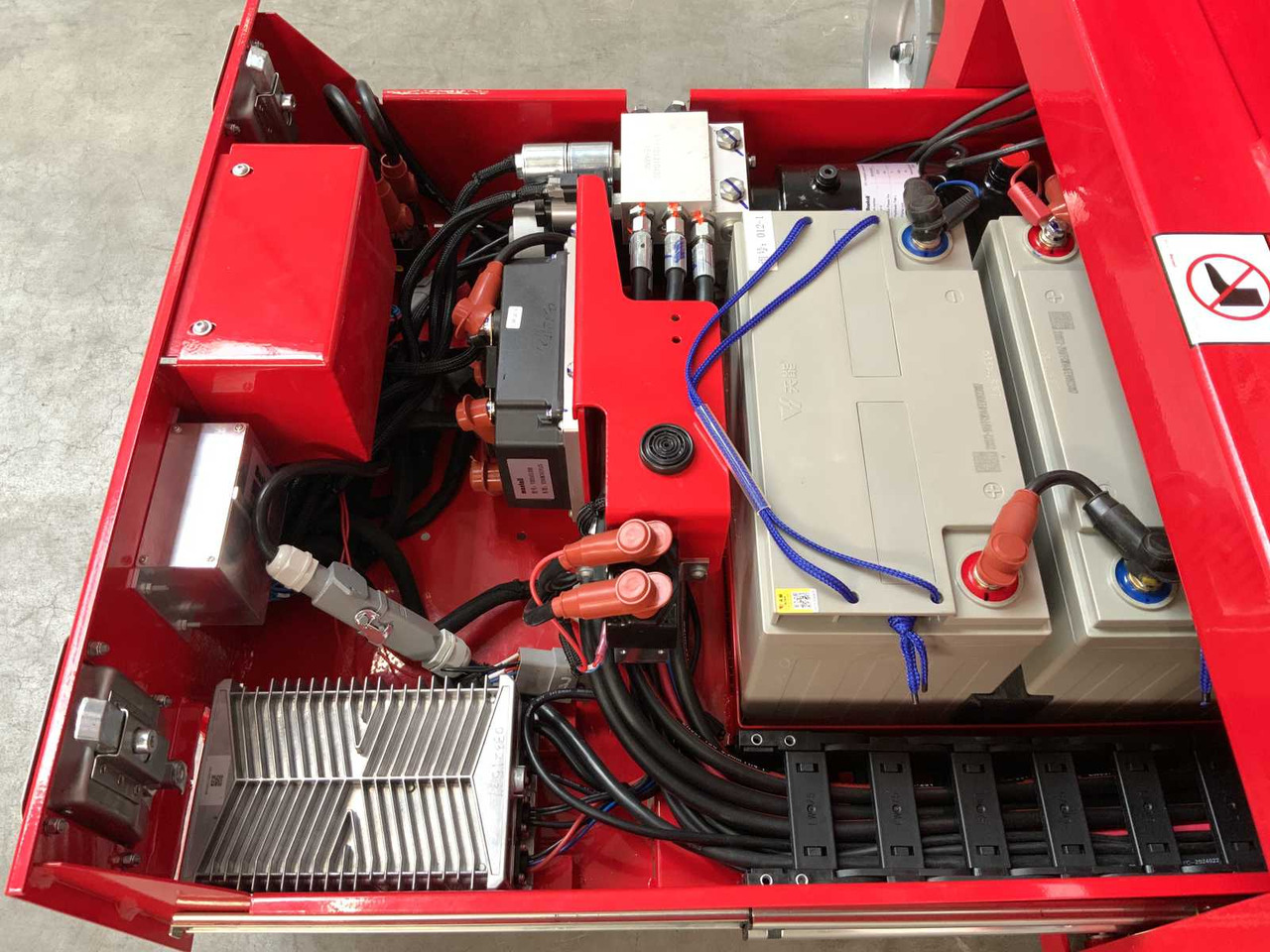 Πλατφόρμα εναέρια MANTALL XE-60 MINI - SCISSOR LIFT AERIAL PLATFORM 6.4M 2024: φωτογραφία 24 Πλατφόρμα εναέρια MANTALL XE-60 MINI - SCISSOR LIFT AERIAL PLATFORM 6.4M 2024: φωτογραφία 24