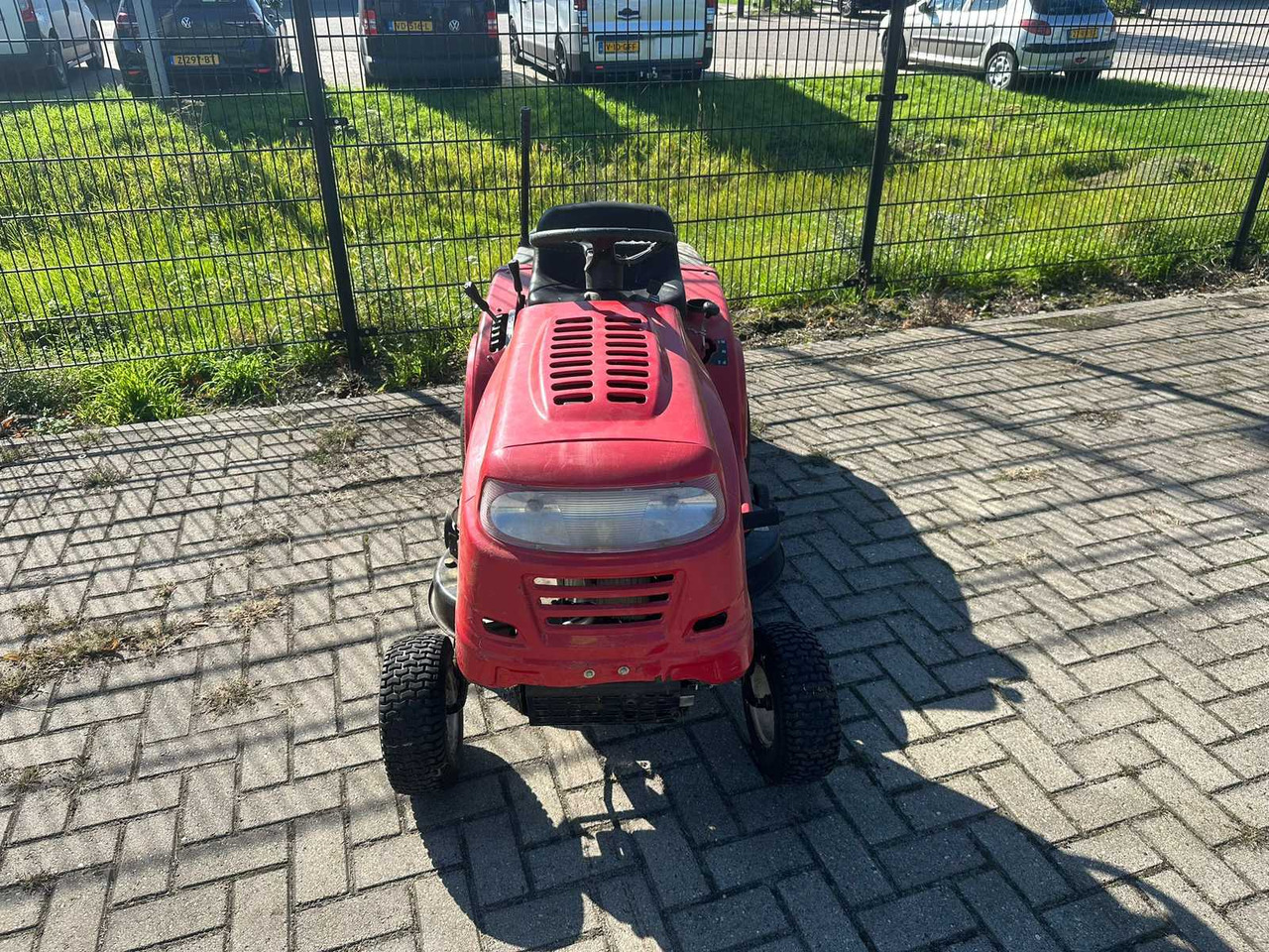 MTD re 125 m - Χλοοκοπτικό: φωτογραφία 4 MTD re 125 m - Χλοοκοπτικό: φωτογραφία 4