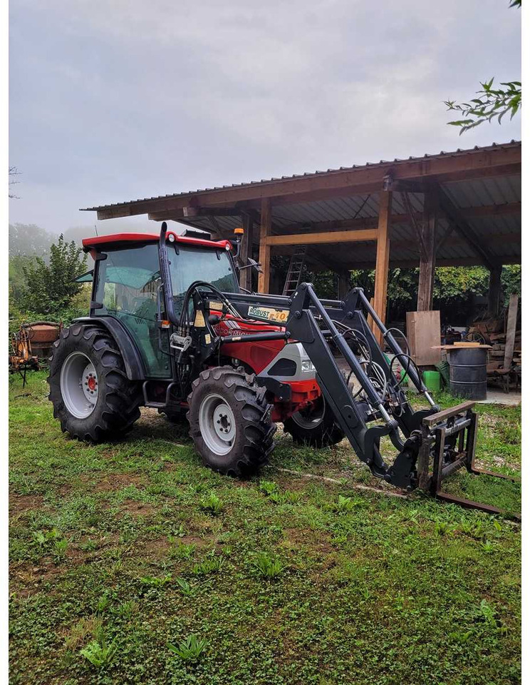 McCORMICK CX75 LE - Δημοτικό τρακτέρ: φωτογραφία 3 McCORMICK CX75 LE - Δημοτικό τρακτέρ: φωτογραφία 3