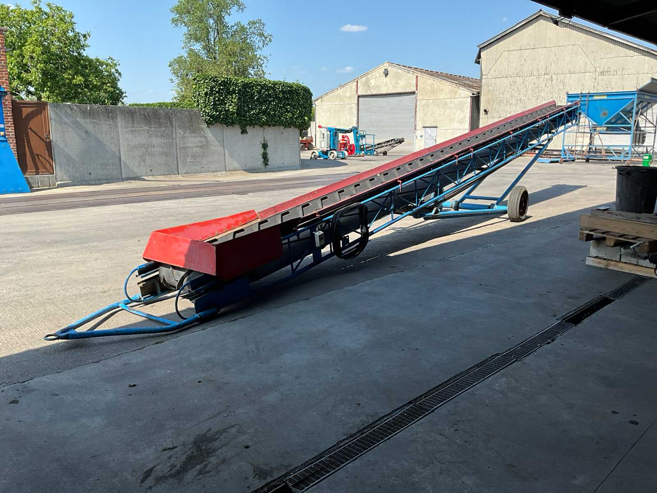 Mobile conveyor belt - toggle clamp - Μεταφορικός ιμάντας: φωτογραφία 2 Mobile conveyor belt - toggle clamp - Μεταφορικός ιμάντας: φωτογραφία 2