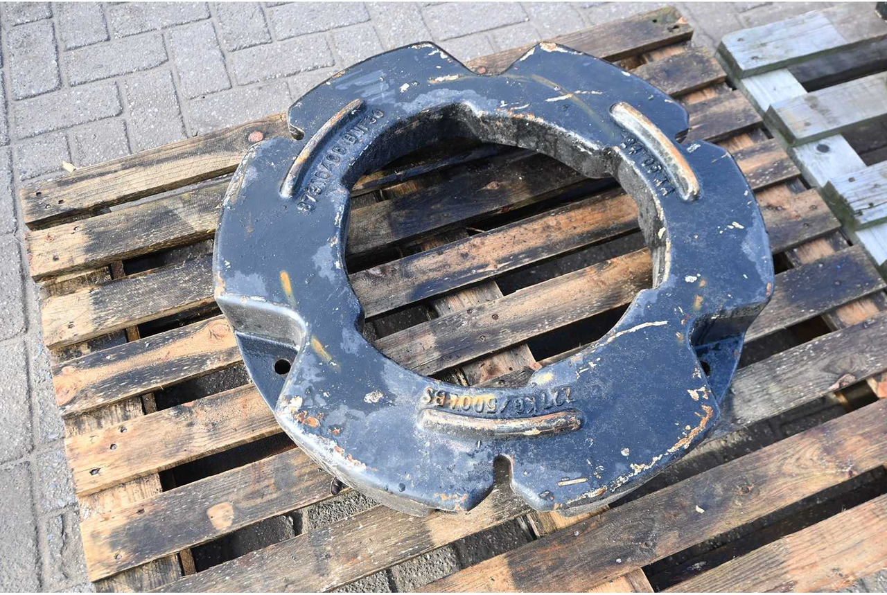 NEW HOLLAND - BNF36 - WHEEL WEIGHT (2X) - Τρακτέρ: φωτογραφία 1 NEW HOLLAND - BNF36 - WHEEL WEIGHT (2X) - Τρακτέρ: φωτογραφία 1