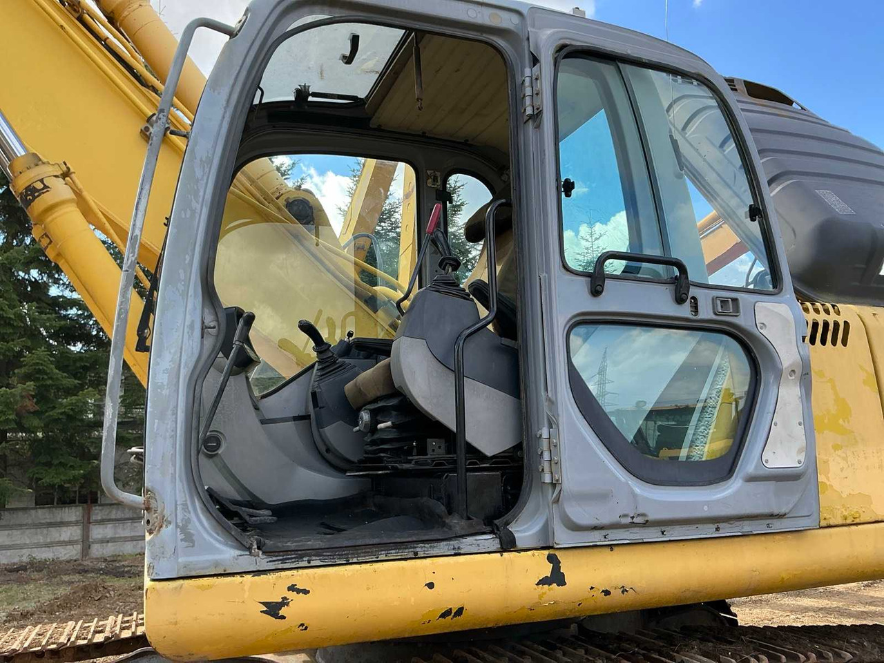 NEW HOLLAND KOBELCO E 215B - Ερπυστριοφόρος εκσκαφέας: φωτογραφία 3 NEW HOLLAND KOBELCO E 215B - Ερπυστριοφόρος εκσκαφέας: φωτογραφία 3