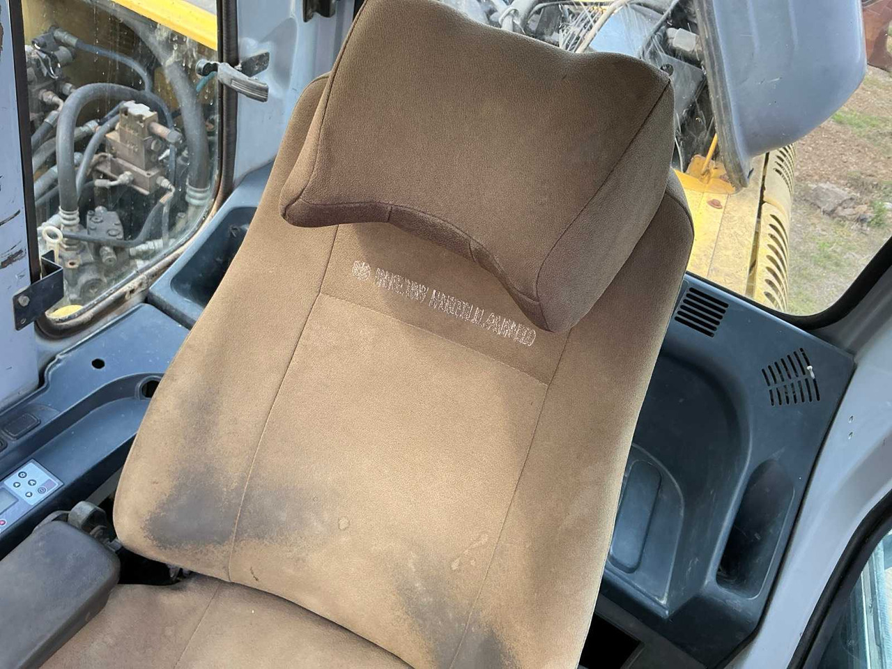 NEW HOLLAND KOBELCO NEW HOLLAND KOBELCO - E 215B - TRACKED EXCAVATOR - 2007 - Ερπυστριοφόρος εκσκαφέας: φωτογραφία 5 NEW HOLLAND KOBELCO NEW HOLLAND KOBELCO - E 215B - TRACKED EXCAVATOR - 2007 - Ερπυστριοφόρος εκσκαφέας: φωτογραφία 5