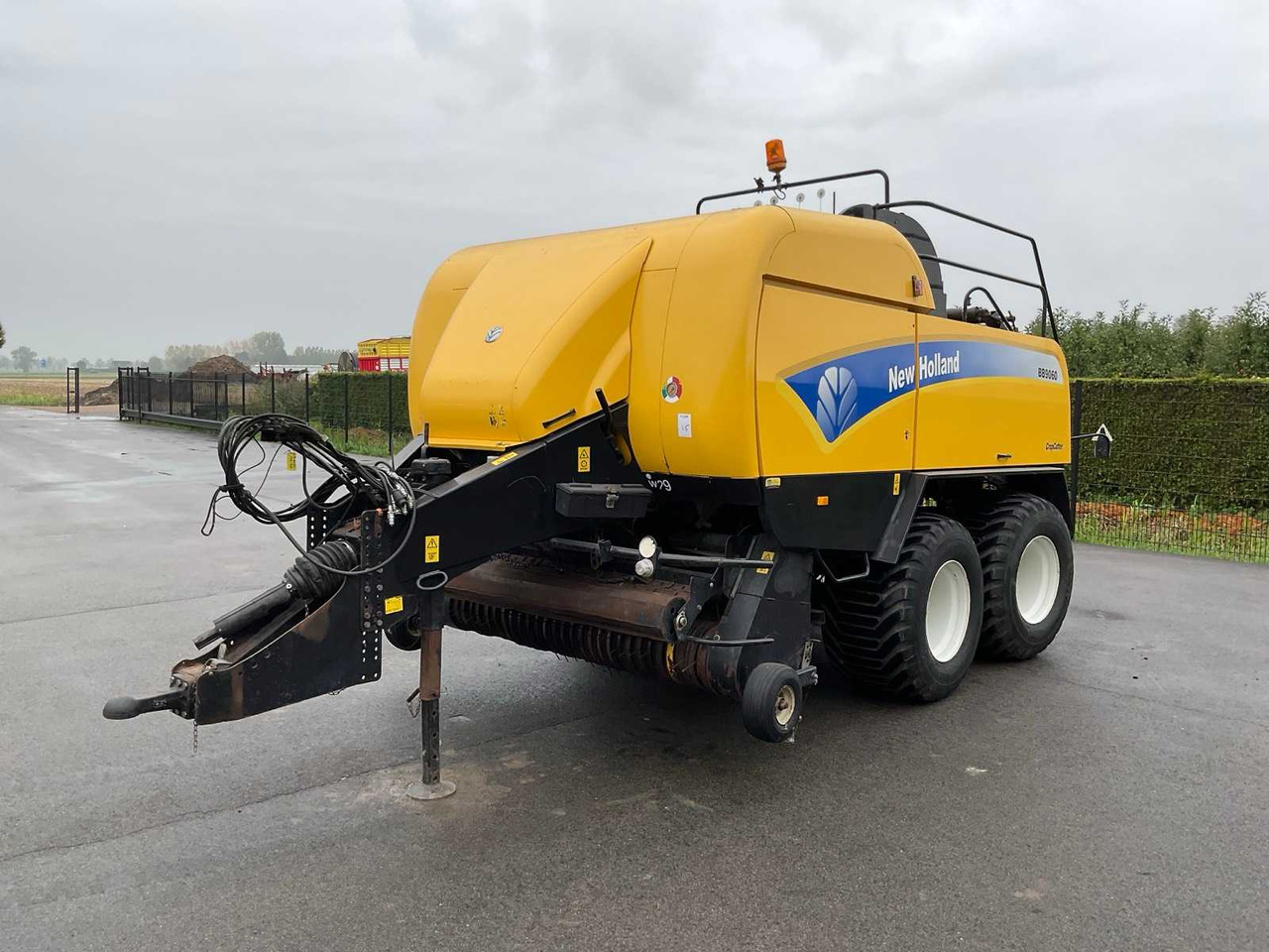 New Holland BB 9060 - Χορτοδετική μηχανή τετράγωνες μπάλες: φωτογραφία 3 New Holland BB 9060 - Χορτοδετική μηχανή τετράγωνες μπάλες: φωτογραφία 3