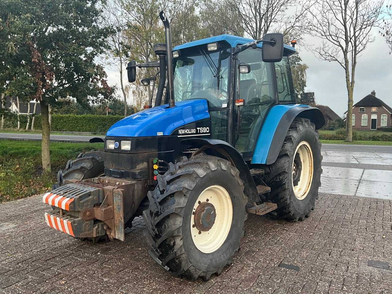 New holland TS90 - Τρακτέρ: φωτογραφία 2 New holland TS90 - Τρακτέρ: φωτογραφία 2
