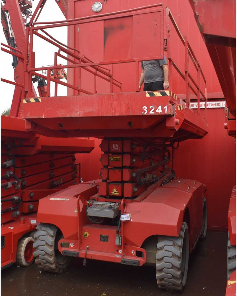 PB Lift 151-19E - Πλατφόρμα εναέρια: φωτογραφία 2 PB Lift 151-19E - Πλατφόρμα εναέρια: φωτογραφία 2