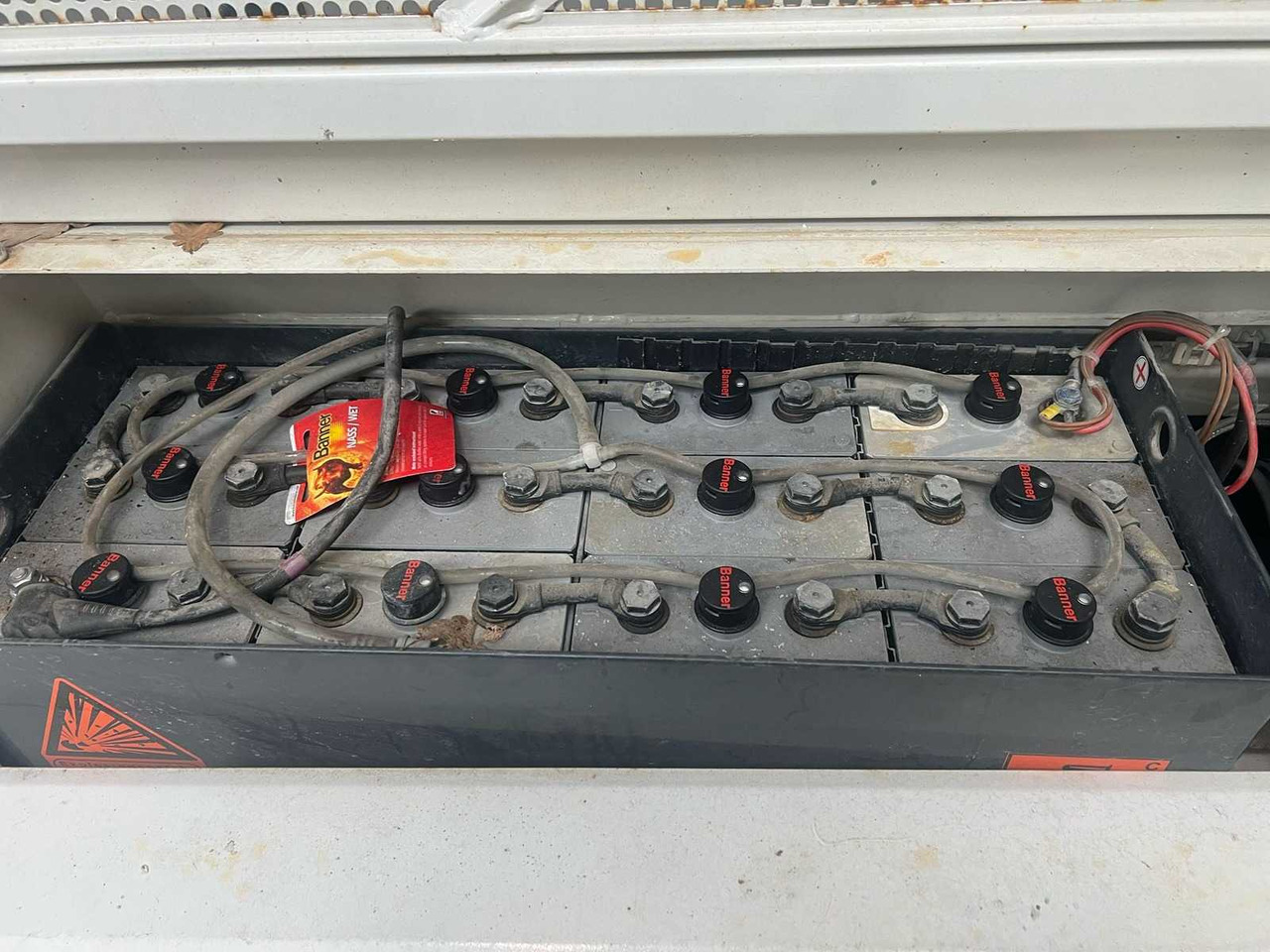 PB S151-12 ES - Πλατφόρμα εναέρια: φωτογραφία 4 PB S151-12 ES - Πλατφόρμα εναέρια: φωτογραφία 4