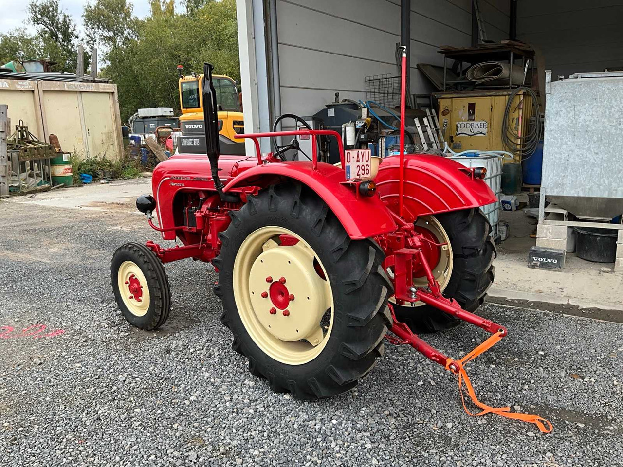 Porsche 218 standard - Τρακτέρ: φωτογραφία 3 Porsche 218 standard - Τρακτέρ: φωτογραφία 3