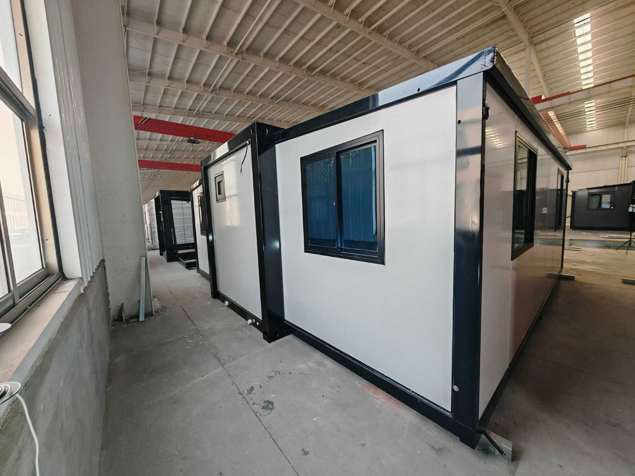 Rhino Houses 36,5 m2 - Άλλα μηχανήματα: φωτογραφία 4 Rhino Houses 36,5 m2 - Άλλα μηχανήματα: φωτογραφία 4