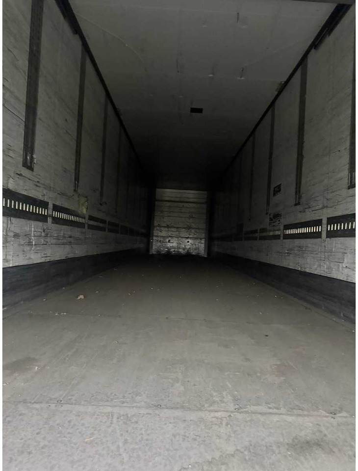 SCHMITZ CARGOBULL AG - SKO24 REFRIGERATED BOX SEMI-TRAILER - 2011 - SEMI-TRAILER - Επικαθήμενο: φωτογραφία 3 SCHMITZ CARGOBULL AG - SKO24 REFRIGERATED BOX SEMI-TRAILER - 2011 - SEMI-TRAILER - Επικαθήμενο: φωτογραφία 3