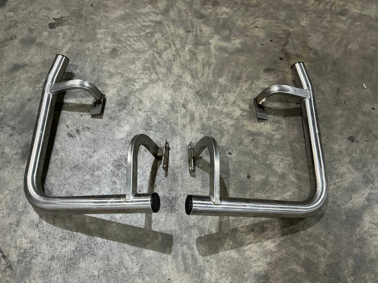 STAINLESS STEEL BACK DOOR BAR MERCEDES SPRINTER - Ελαφρύ επαγγελματικό: φωτογραφία 2 STAINLESS STEEL BACK DOOR BAR MERCEDES SPRINTER - Ελαφρύ επαγγελματικό: φωτογραφία 2