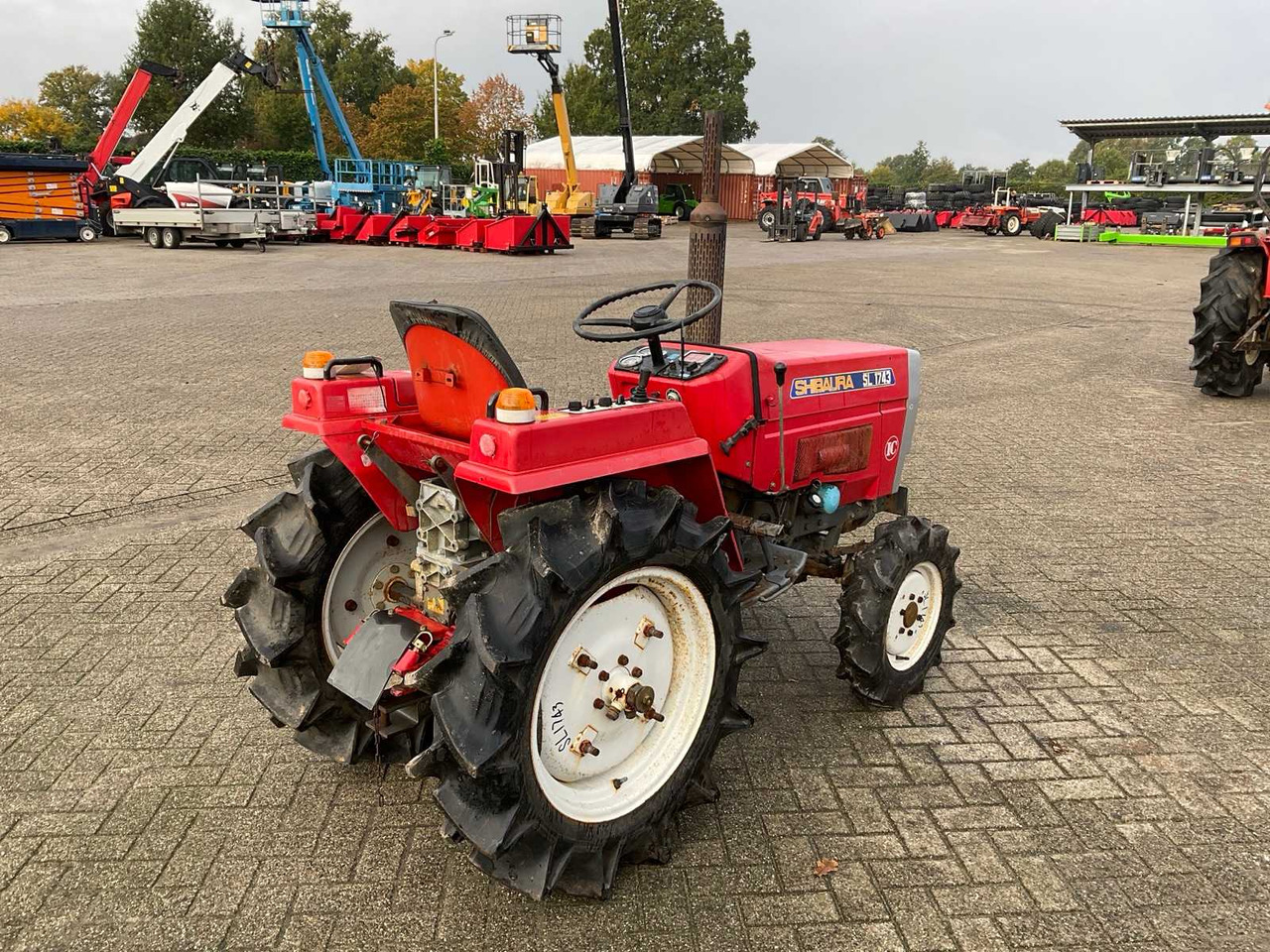 Shibaura SL 1743 - Μικρό τρακτέρ: φωτογραφία 3 Shibaura SL 1743 - Μικρό τρακτέρ: φωτογραφία 3