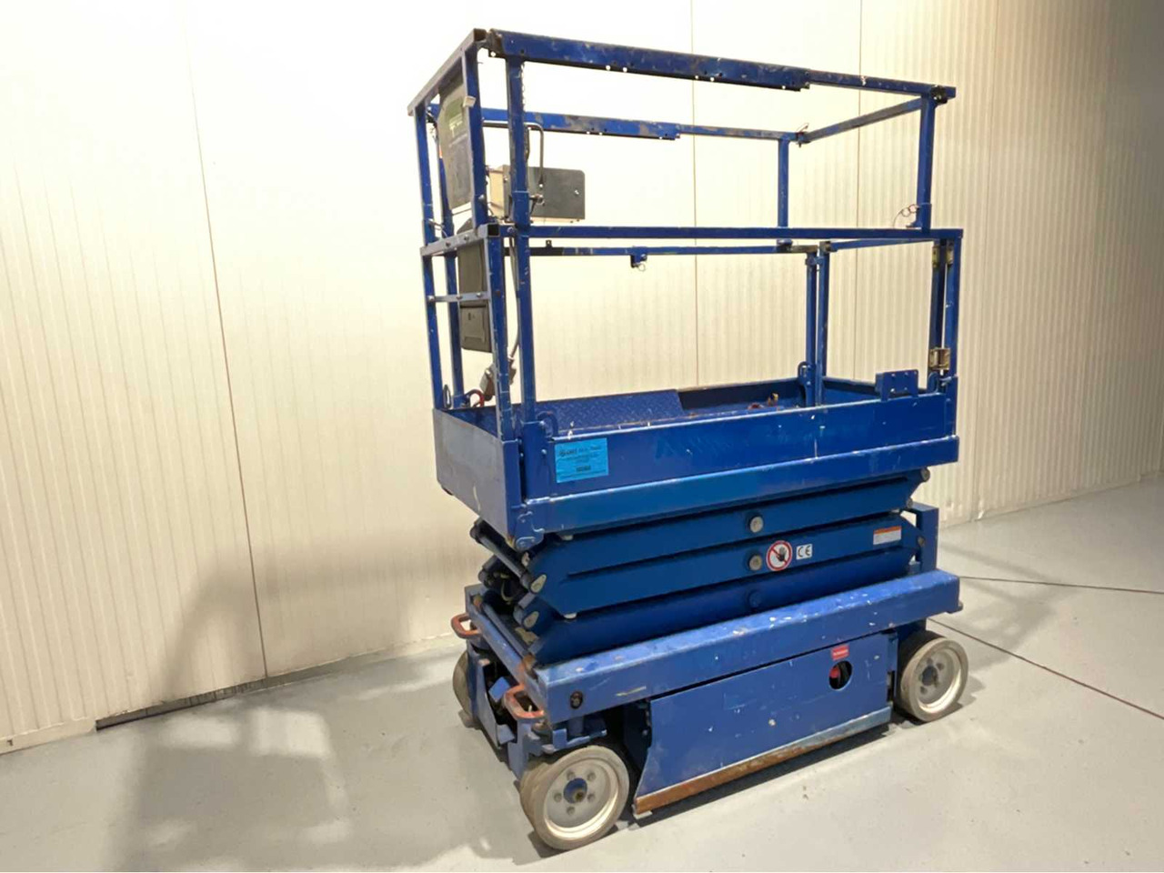 SkyJack SJIII3219 - Πλατφόρμα εναέρια: φωτογραφία 1 SkyJack SJIII3219 - Πλατφόρμα εναέρια: φωτογραφία 1