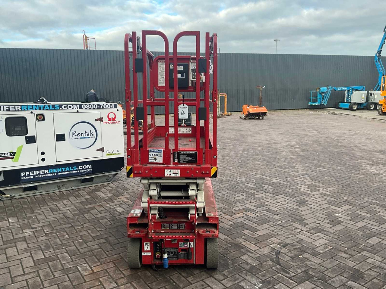 Snorkel - Πλατφόρμα εναέρια: φωτογραφία 2 Snorkel - Πλατφόρμα εναέρια: φωτογραφία 2