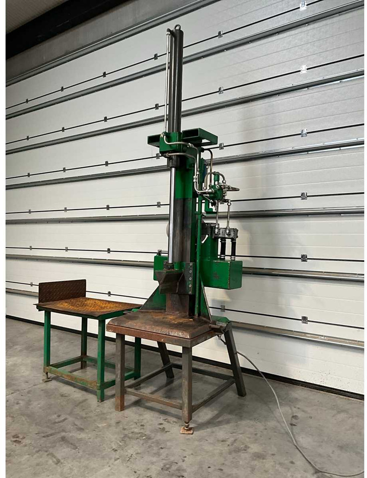 Splitting machine - Σχιστικό ξύλων: φωτογραφία 2 Splitting machine - Σχιστικό ξύλων: φωτογραφία 2