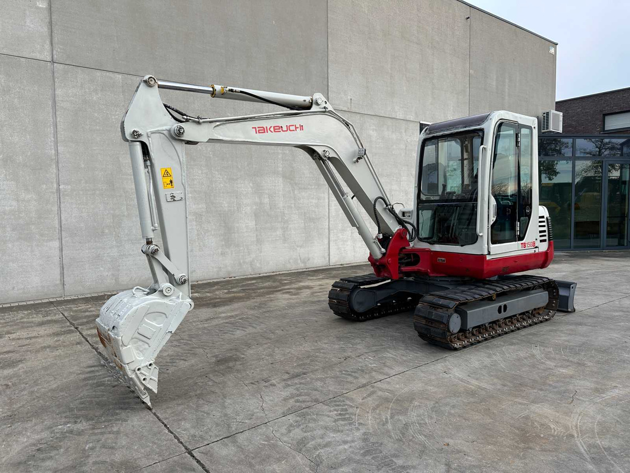 TAKEUCHI - - TB150C - MIDI EXCAVATOR - Εκσκαφέας: φωτογραφία 1 TAKEUCHI - - TB150C - MIDI EXCAVATOR - Εκσκαφέας: φωτογραφία 1