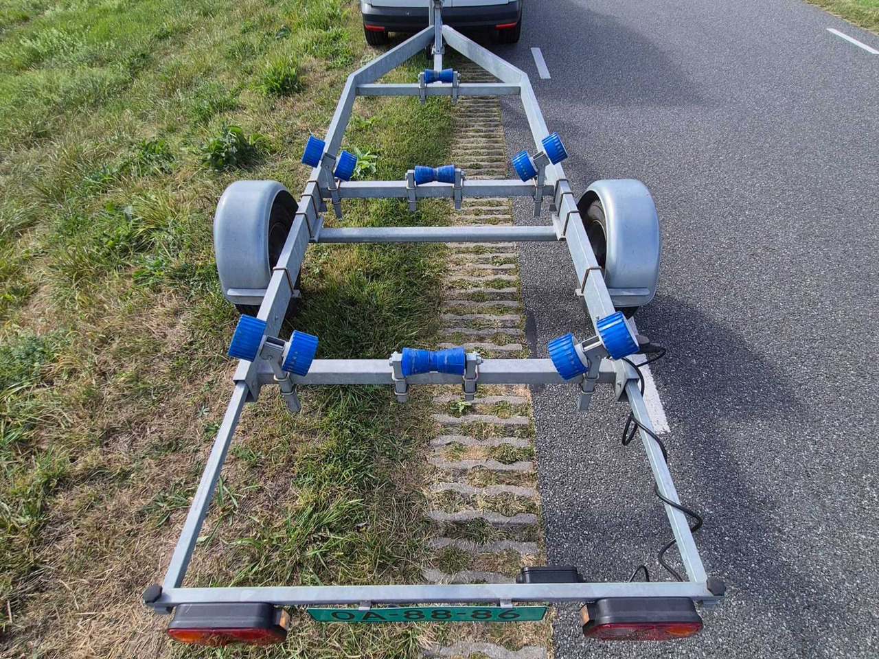 TDS TRAILERBOUW TDS 750 TRAILER - Τρέιλερ: φωτογραφία 1 TDS TRAILERBOUW TDS 750 TRAILER - Τρέιλερ: φωτογραφία 1