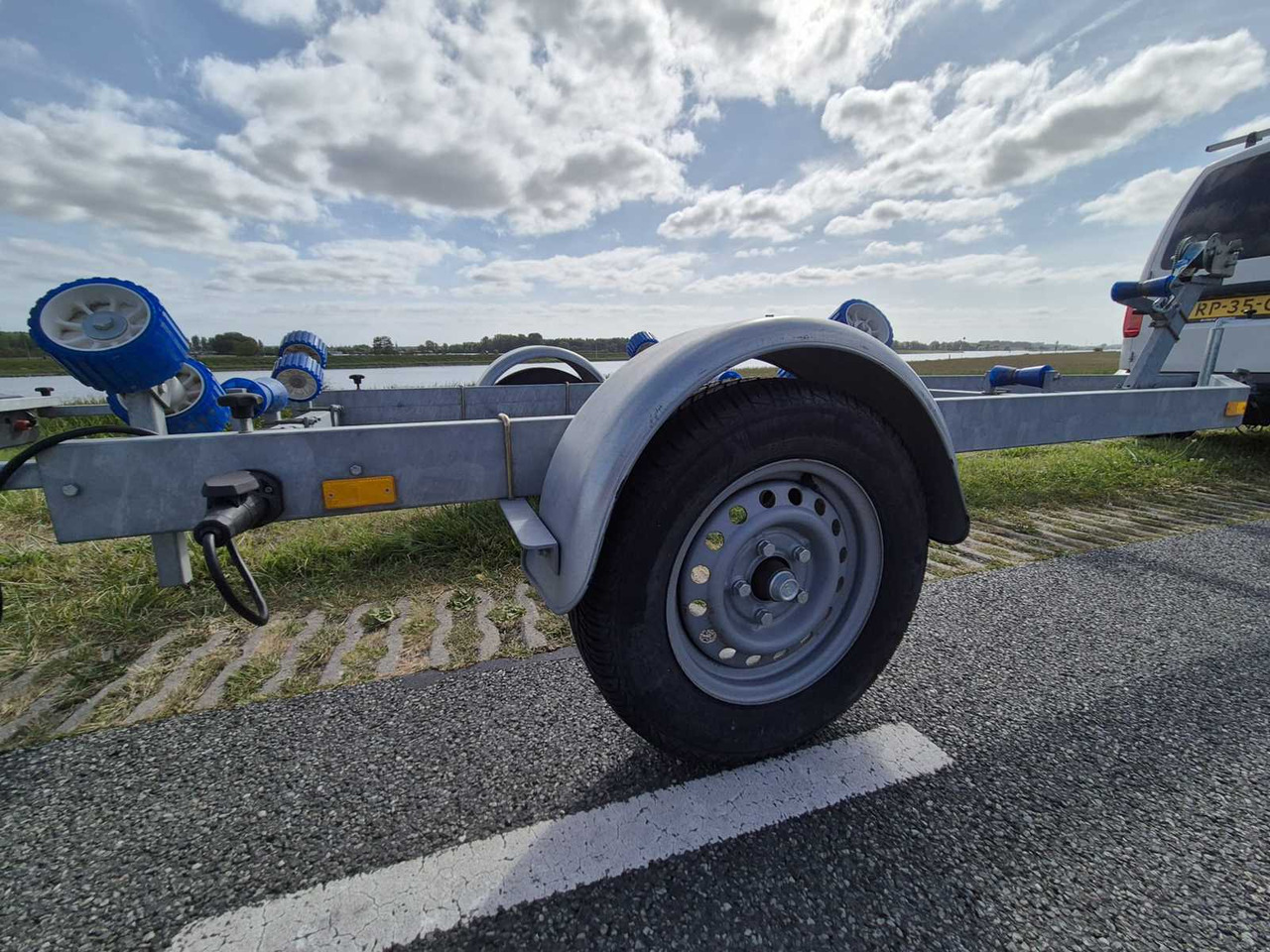 TDS TRAILERBOUW TDS 750 TRAILER - Τρέιλερ: φωτογραφία 2 TDS TRAILERBOUW TDS 750 TRAILER - Τρέιλερ: φωτογραφία 2