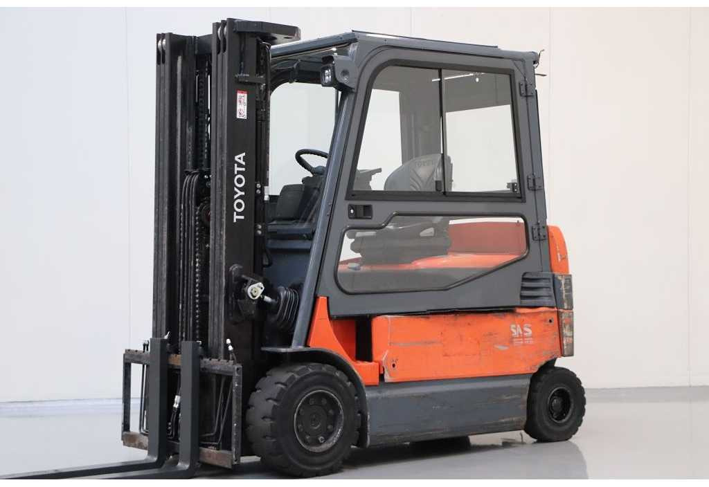 TOYOTA - 2010 - 7FBMF30 - FORKLIFT, TRIPLEX - Περονοφόρο όχημα: φωτογραφία 1 TOYOTA - 2010 - 7FBMF30 - FORKLIFT, TRIPLEX - Περονοφόρο όχημα: φωτογραφία 1