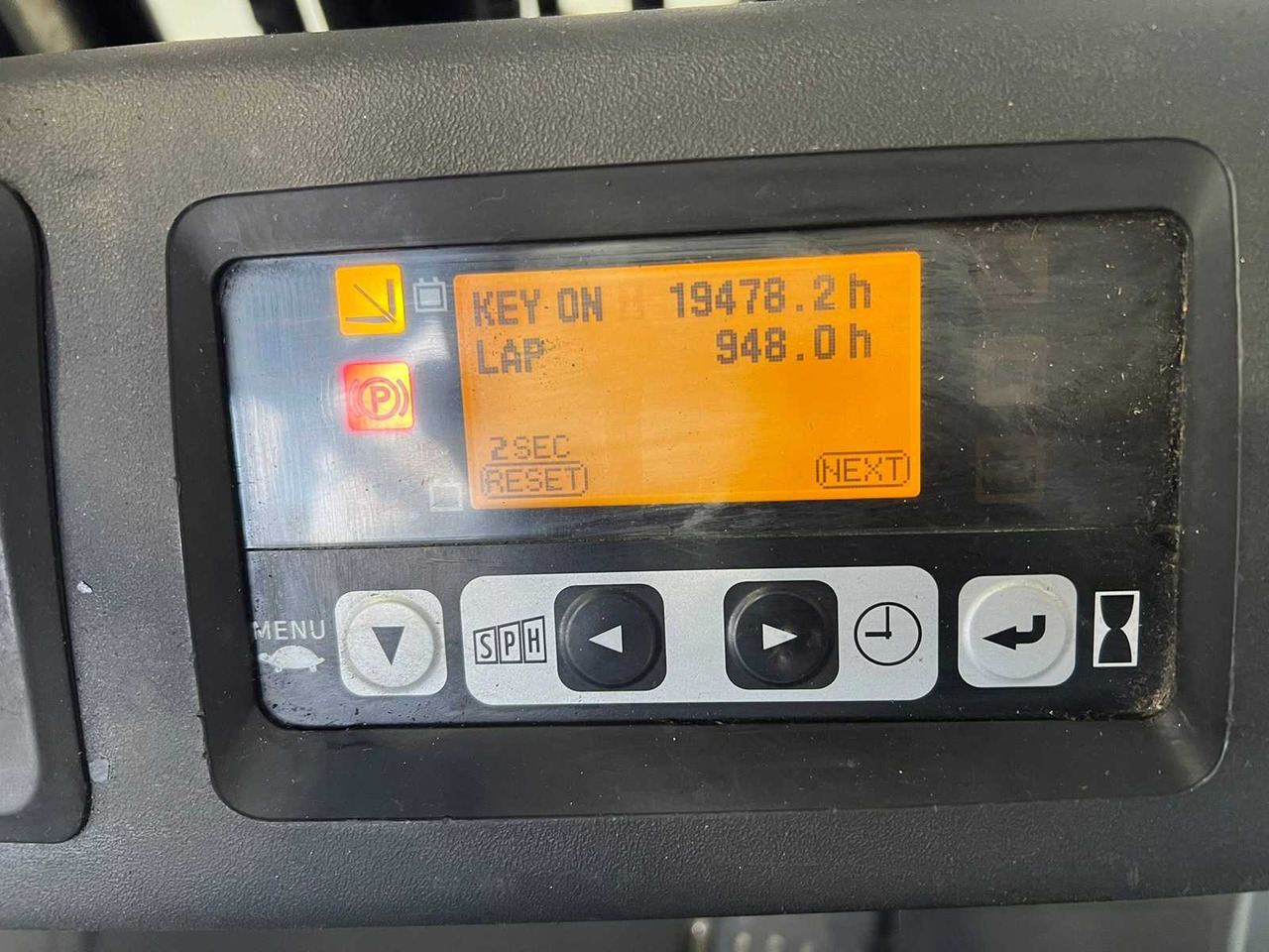 TOYOTA - 2015 - 8FBET15 - FORKLIFT TRUCK - Περονοφόρο όχημα: φωτογραφία 3 TOYOTA - 2015 - 8FBET15 - FORKLIFT TRUCK - Περονοφόρο όχημα: φωτογραφία 3