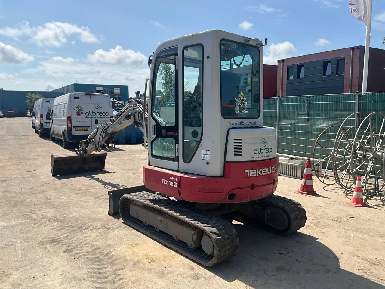 Takeuchi TB138FR - Μίνι εκσκαφέας: φωτογραφία 4 Takeuchi TB138FR - Μίνι εκσκαφέας: φωτογραφία 4