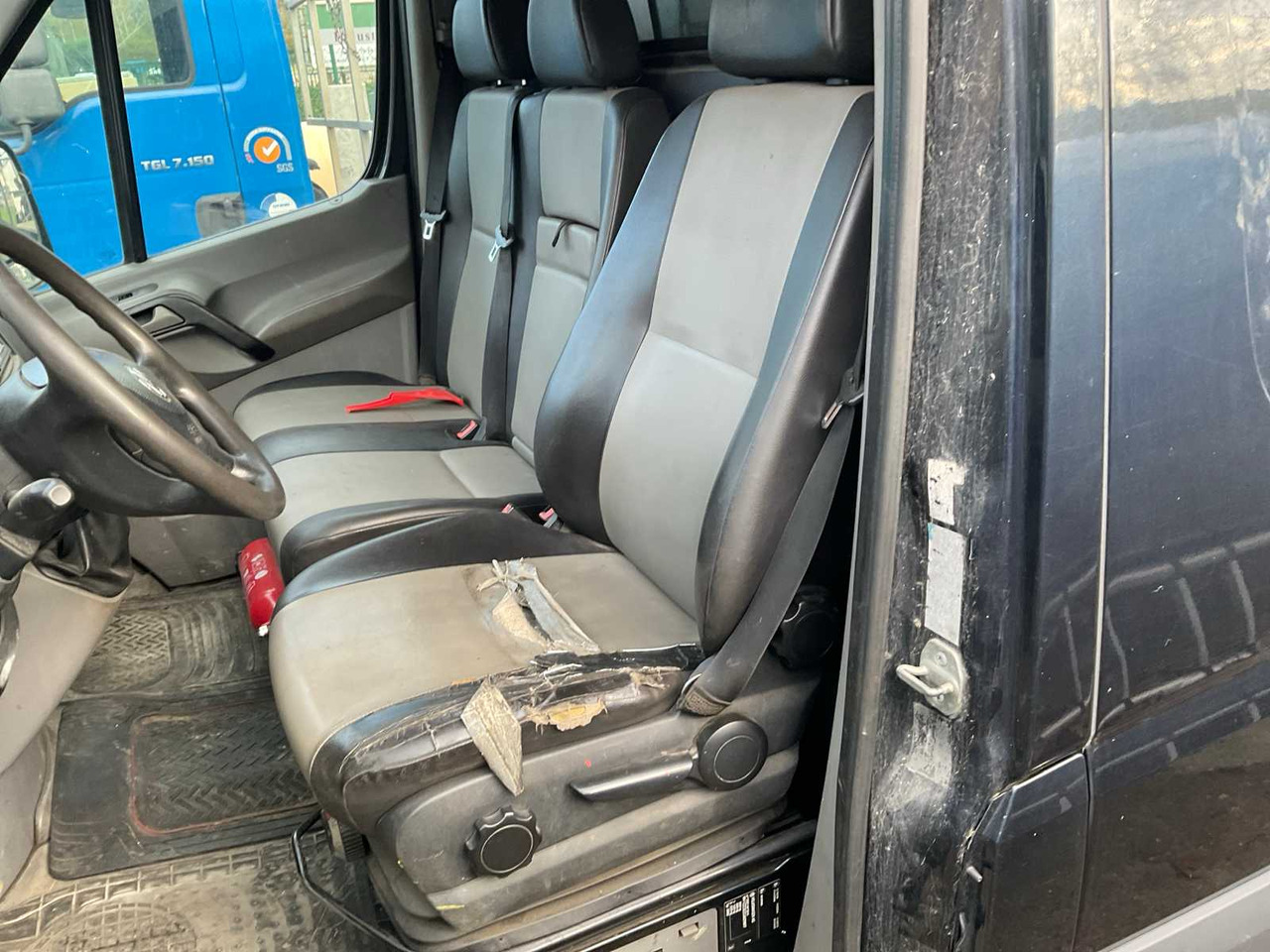 Ελαφρύ επαγγελματικό VOLKSWAGEN - CRAFTER - - COMMERCIAL VEHICLE: φωτογραφία 16 Ελαφρύ επαγγελματικό VOLKSWAGEN - CRAFTER - - COMMERCIAL VEHICLE: φωτογραφία 16