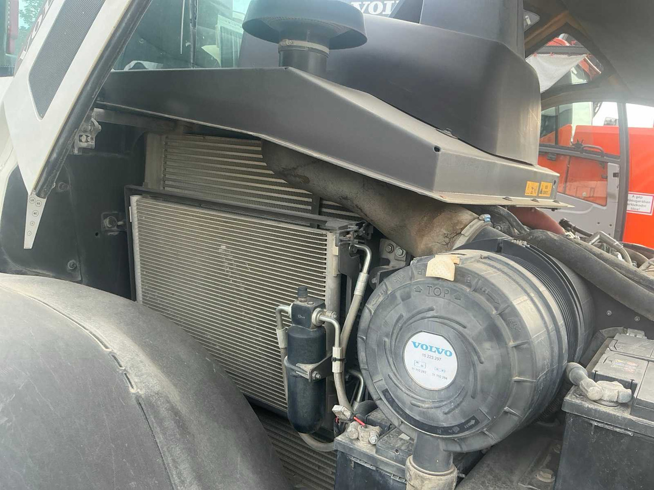 Ελαστιχοφόρος φορτωτής VOLVO L45G-TP: φωτογραφία 26