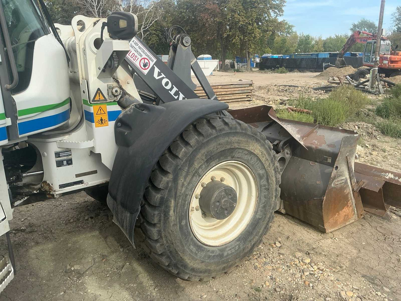 Ελαστιχοφόρος φορτωτής VOLVO L45G-TP: φωτογραφία 28