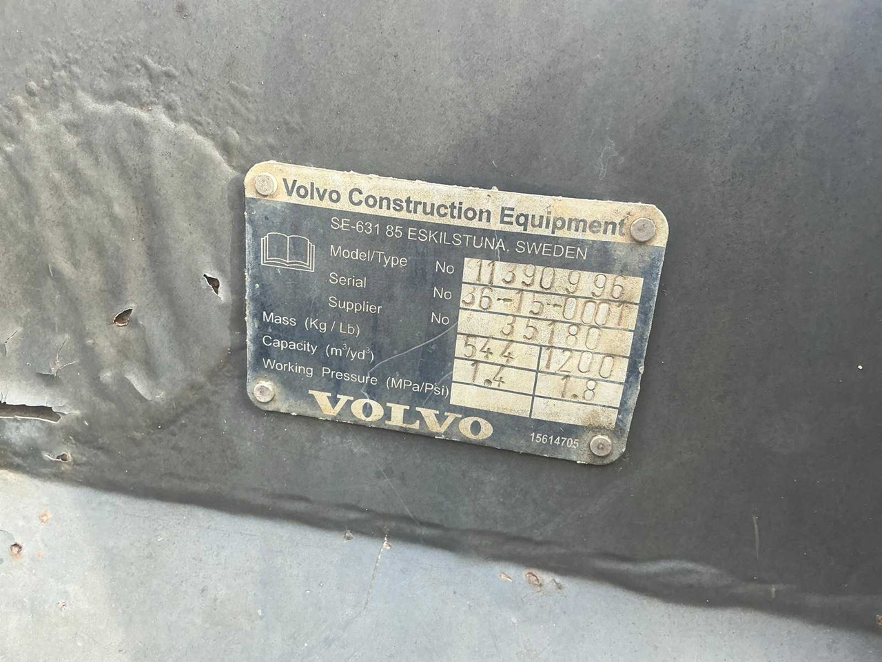 Ελαστιχοφόρος φορτωτής VOLVO L45G-TP: φωτογραφία 29