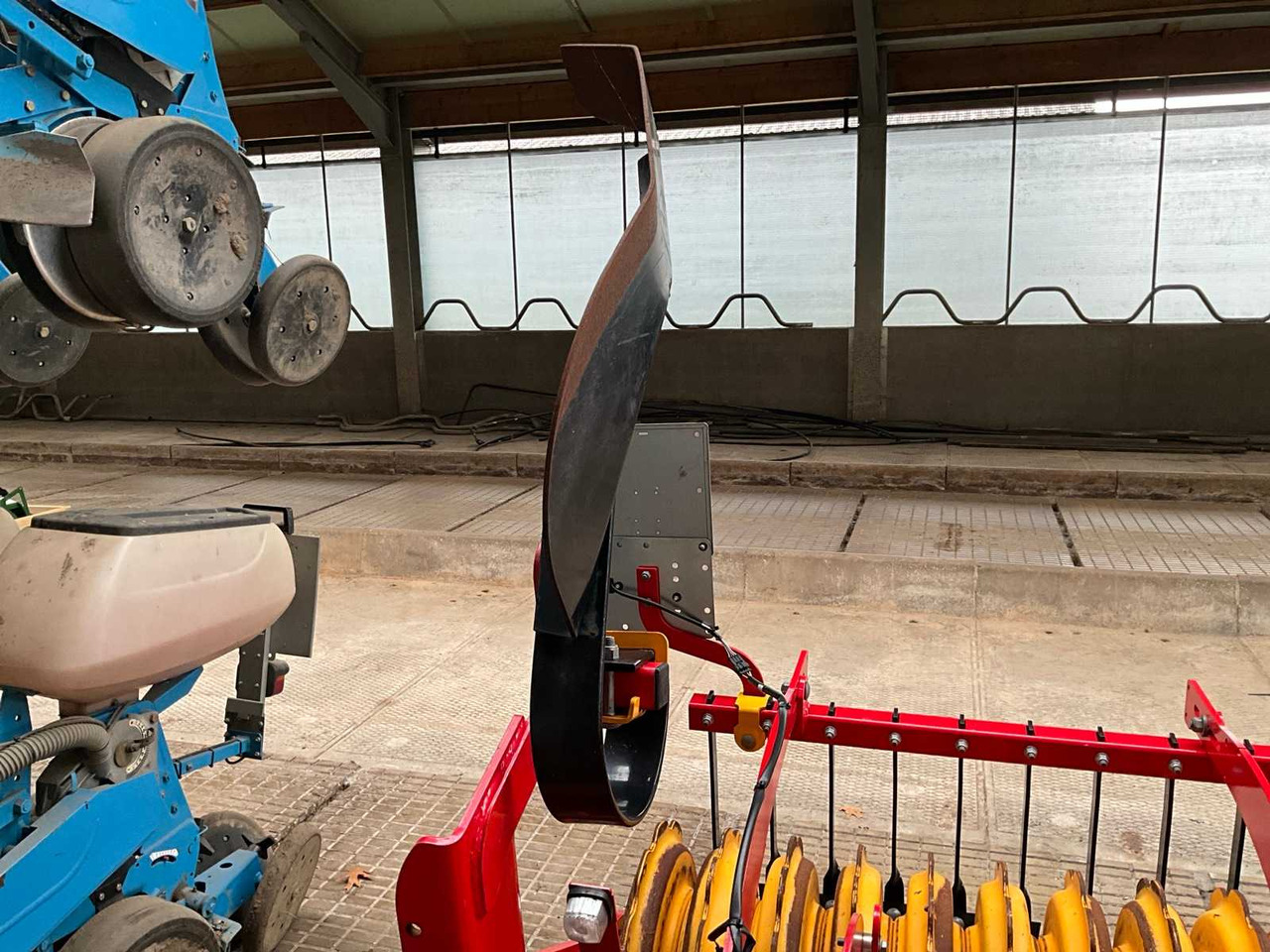 Δισκοσβάρνα Väderstad CR300 CrossCutter: φωτογραφία 19 Δισκοσβάρνα Väderstad CR300 CrossCutter: φωτογραφία 19