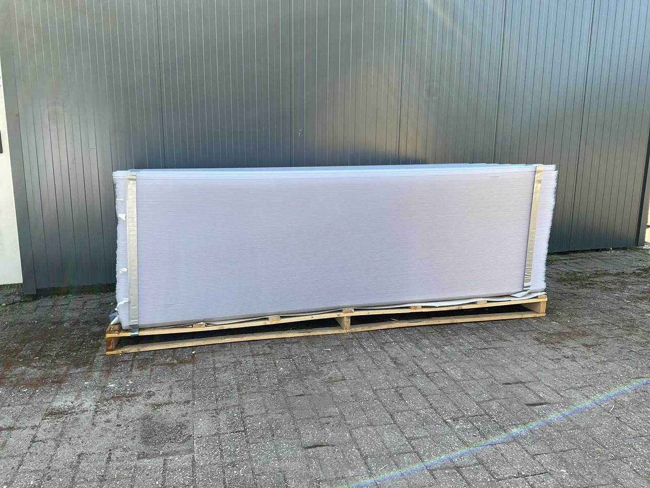 Van Boven Glashelder dubbelwandige golf Cristallo 51 mm 110 cm breed 6 mm - Εξοπλισμού κατασκευών: φωτογραφία 1 Van Boven Glashelder dubbelwandige golf Cristallo 51 mm 110 cm breed 6 mm - Εξοπλισμού κατασκευών: φωτογραφία 1