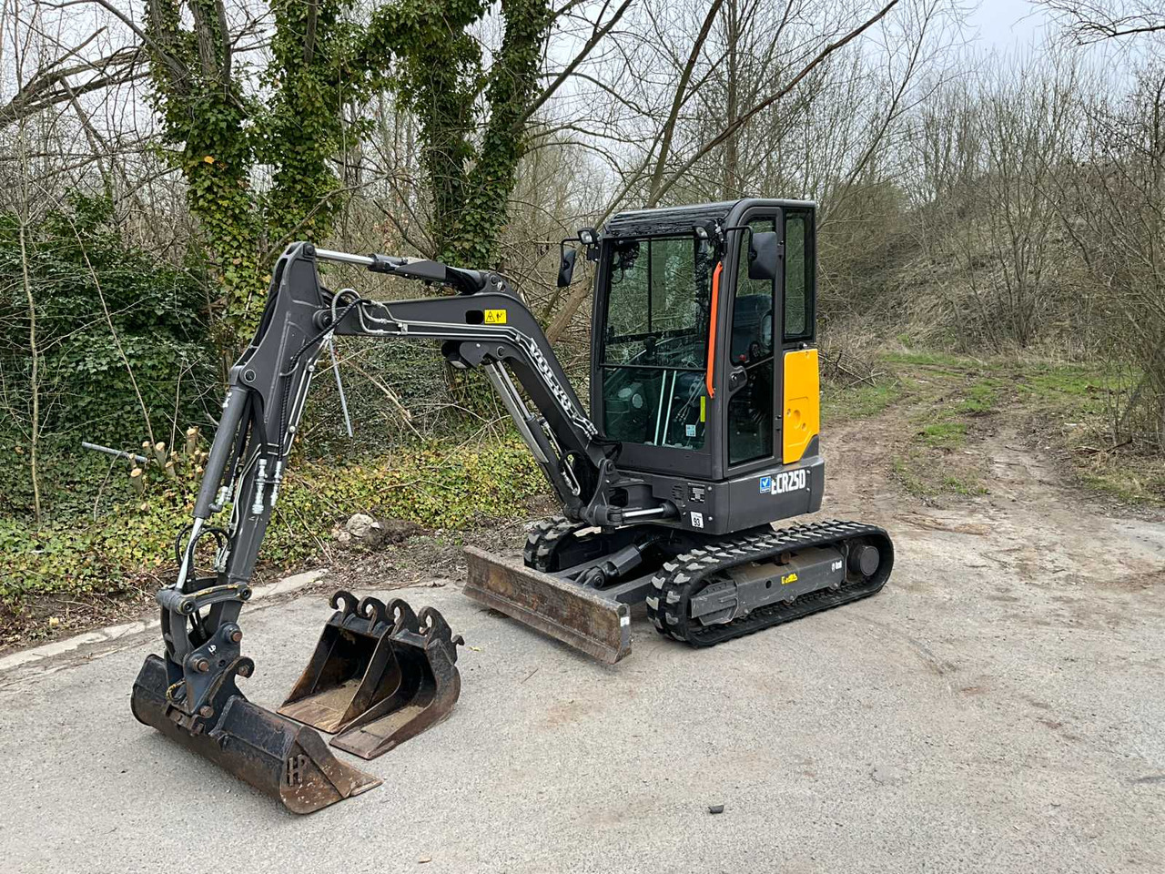 Volvo ECR25D - Μίνι εκσκαφέας: φωτογραφία 1 Volvo ECR25D - Μίνι εκσκαφέας: φωτογραφία 1