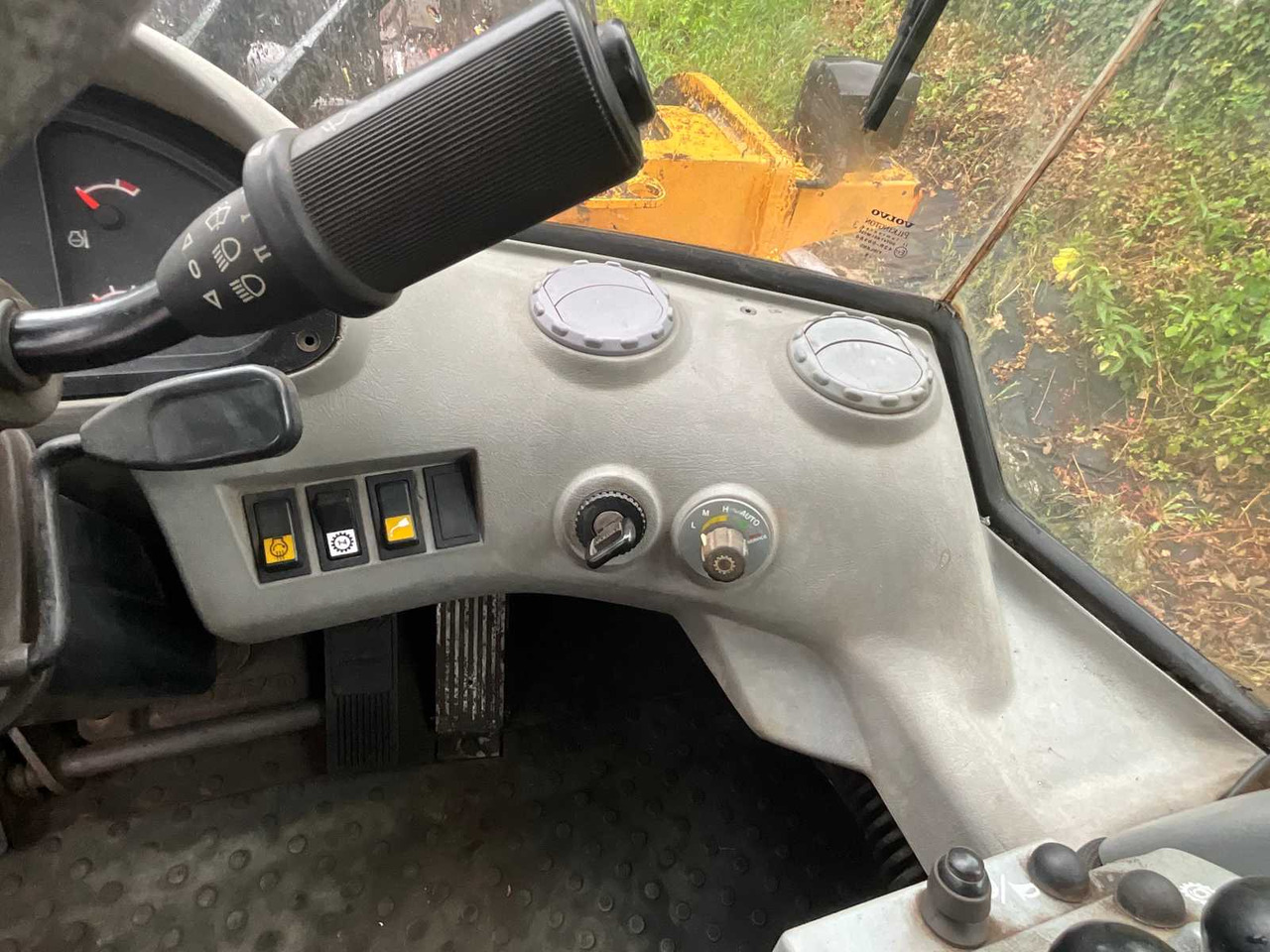 Ελαστιχοφόρος φορτωτής Volvo L110E: φωτογραφία 21