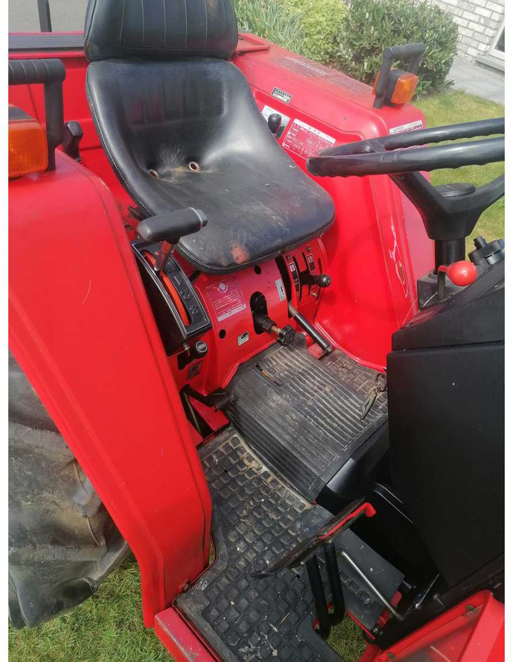 Yanmar FX20D - Μικρό τρακτέρ: φωτογραφία 5 Yanmar FX20D - Μικρό τρακτέρ: φωτογραφία 5