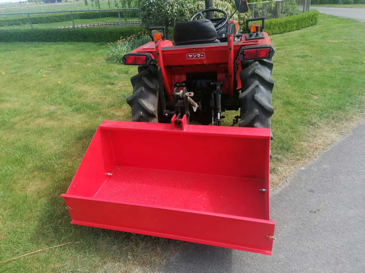 Yanmar FX20D - Μικρό τρακτέρ: φωτογραφία 4 Yanmar FX20D - Μικρό τρακτέρ: φωτογραφία 4