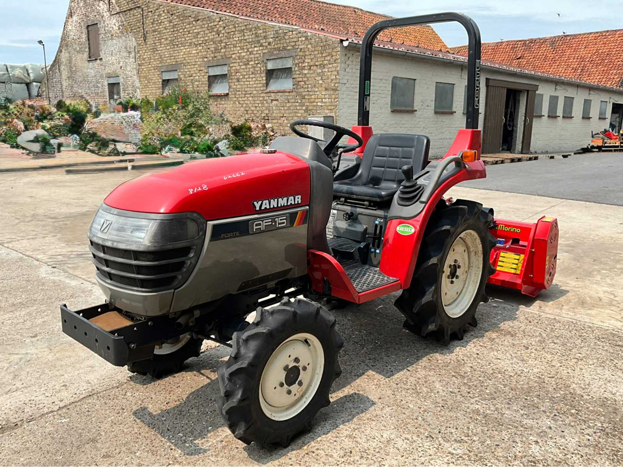 Yanmar Forte AF15 - Μικρό τρακτέρ: φωτογραφία 1 Yanmar Forte AF15 - Μικρό τρακτέρ: φωτογραφία 1