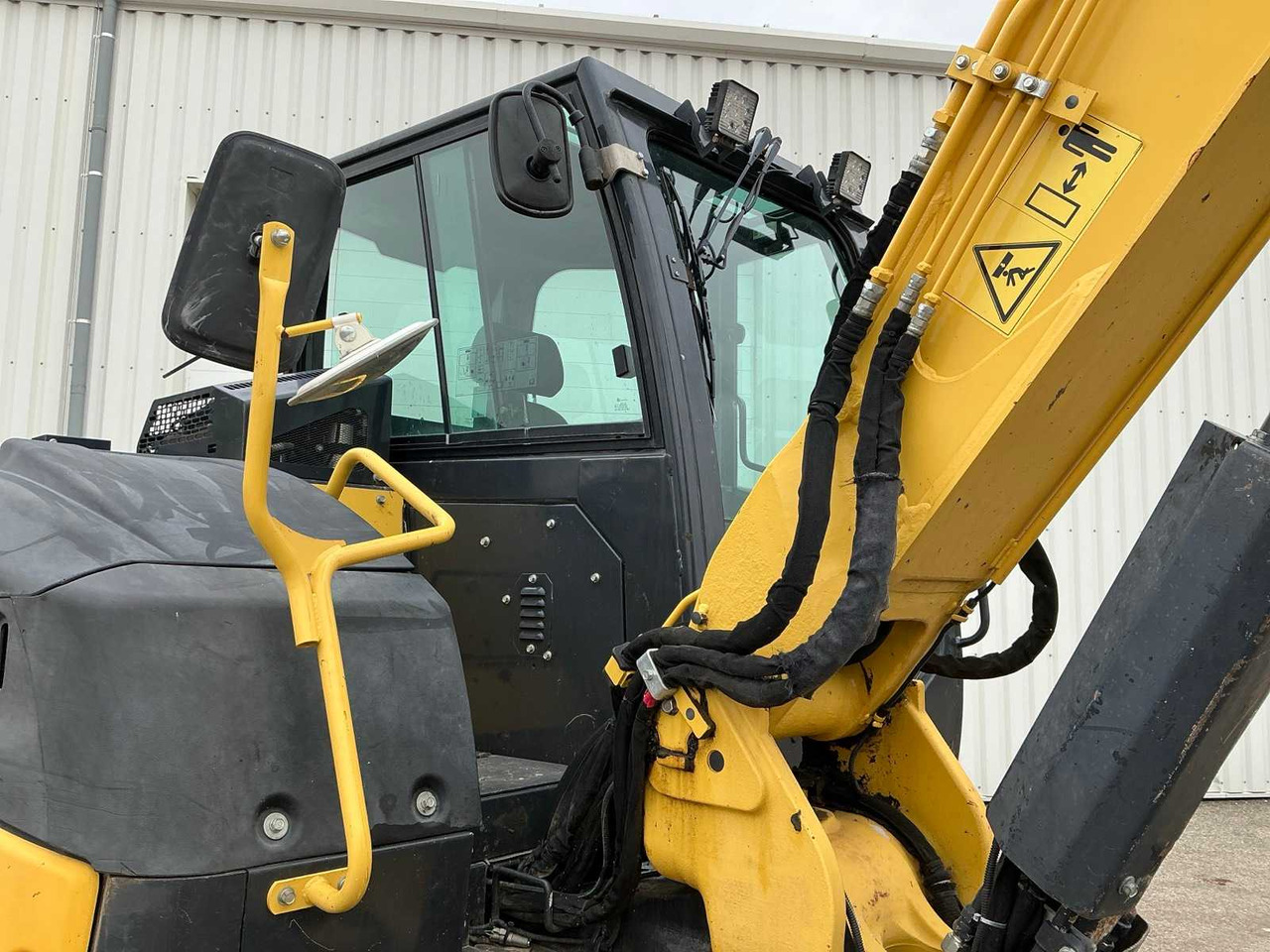 Ερπυστριοφόρος εκσκαφέας Yanmar SV100-2A: φωτογραφία 12 Ερπυστριοφόρος εκσκαφέας Yanmar SV100-2A: φωτογραφία 12